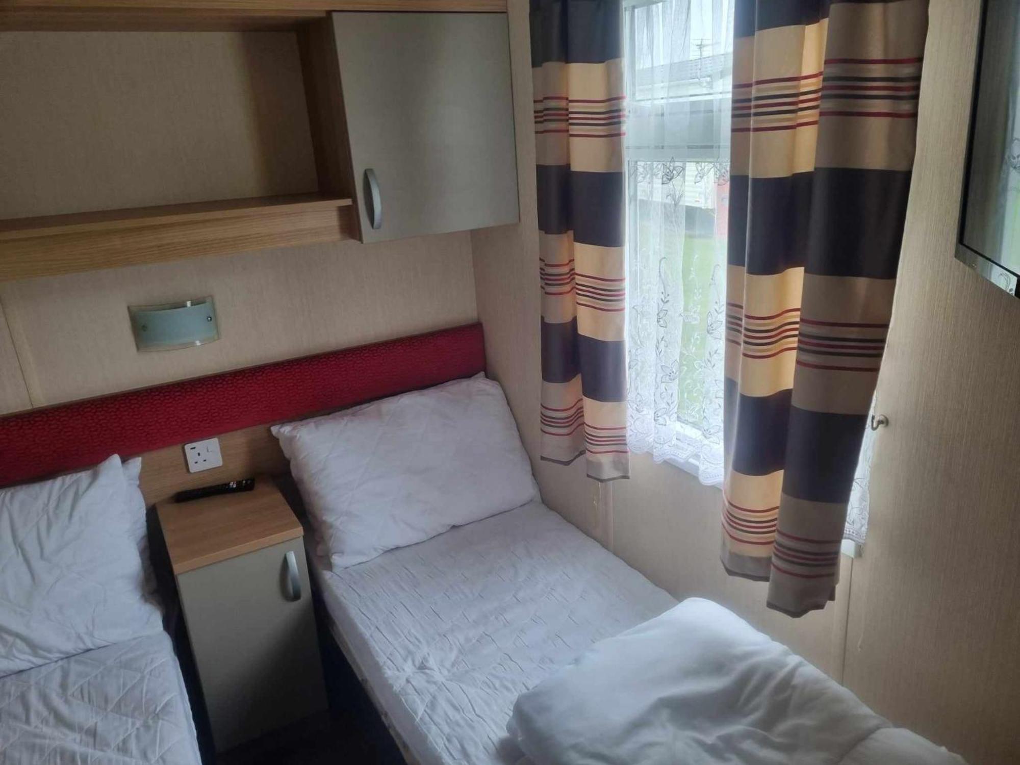 8 Berth Deluxe Caravan Palm Grove 142 Golden Palm Chapel St Leonards Kültér fotó